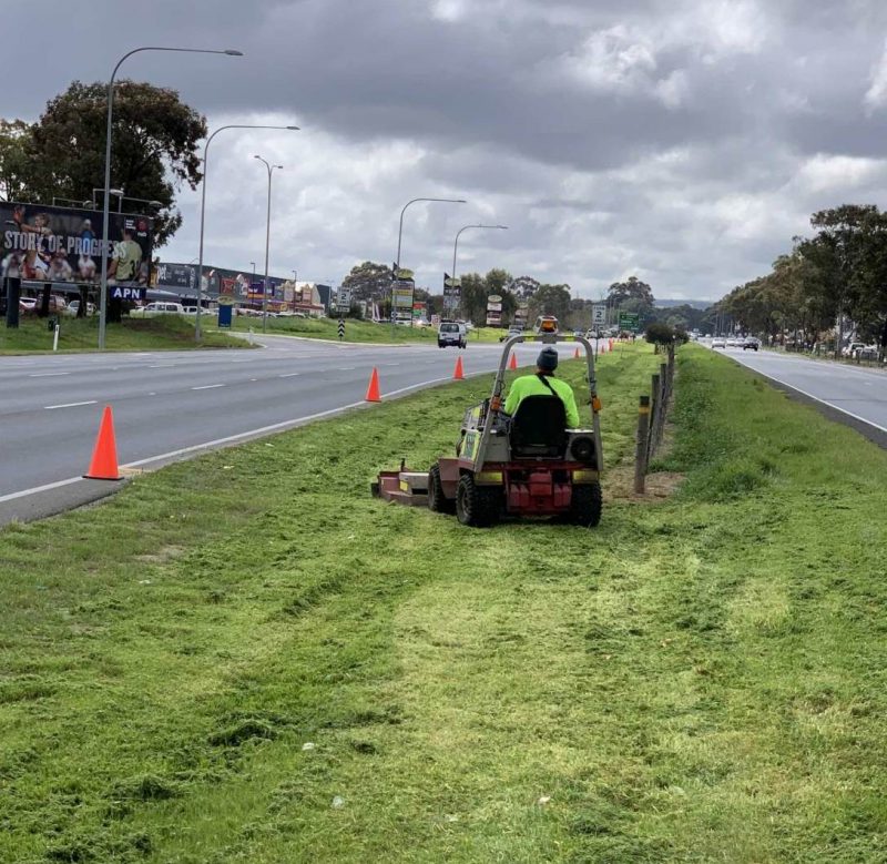 Mower Mate SA median mowing